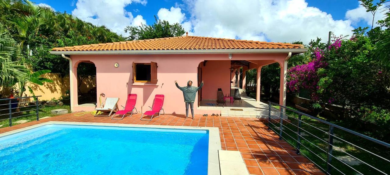 Martinique Hostel Sainte-Luce Exterior foto